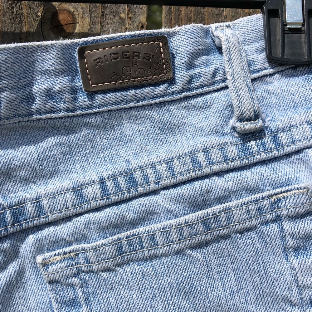 Vintage High Waisted Rider Cut Off Jean Shorts - Picture 4 of 8